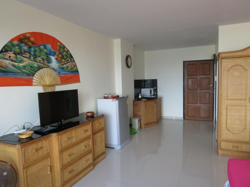 View Talay 1B Serviced Apartments Паттайя Номер фото