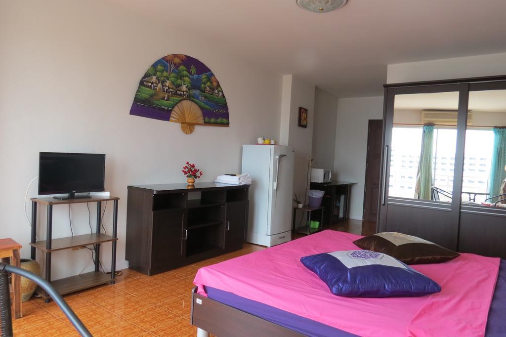 View Talay 1B Serviced Apartments Паттайя Номер фото