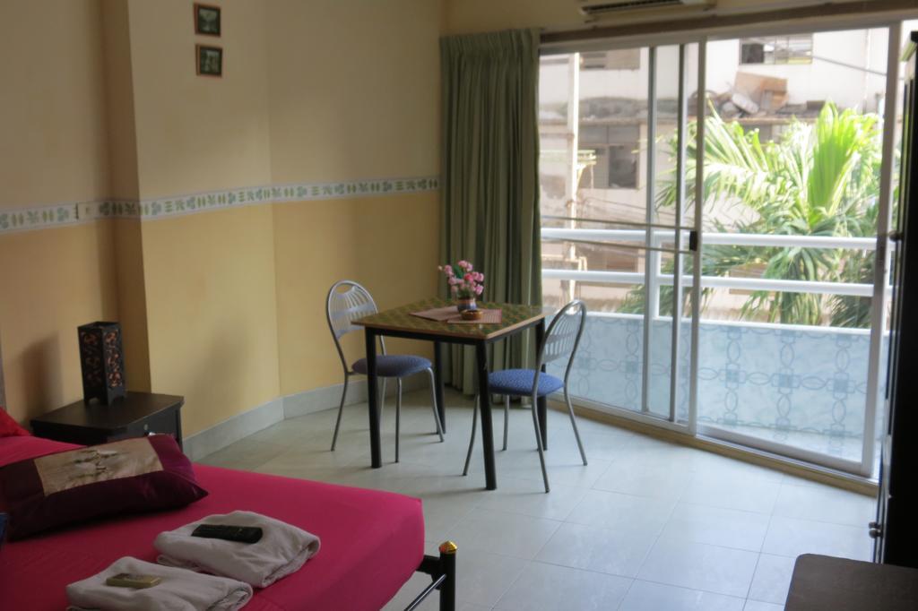 View Talay 1B Serviced Apartments Паттайя Номер фото